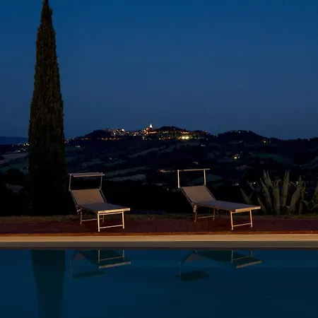 La Pizzichina 10, Emma Villa Todi