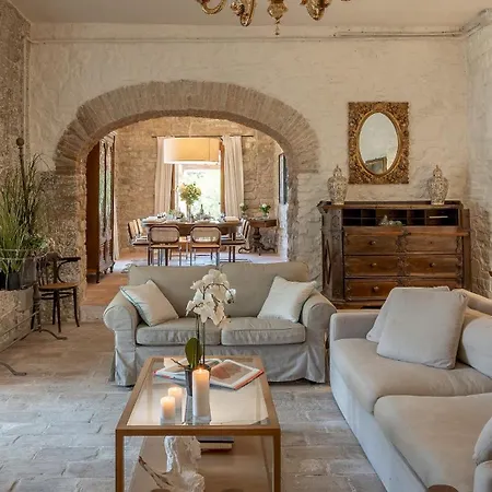 La Pizzichina 10, Emma *